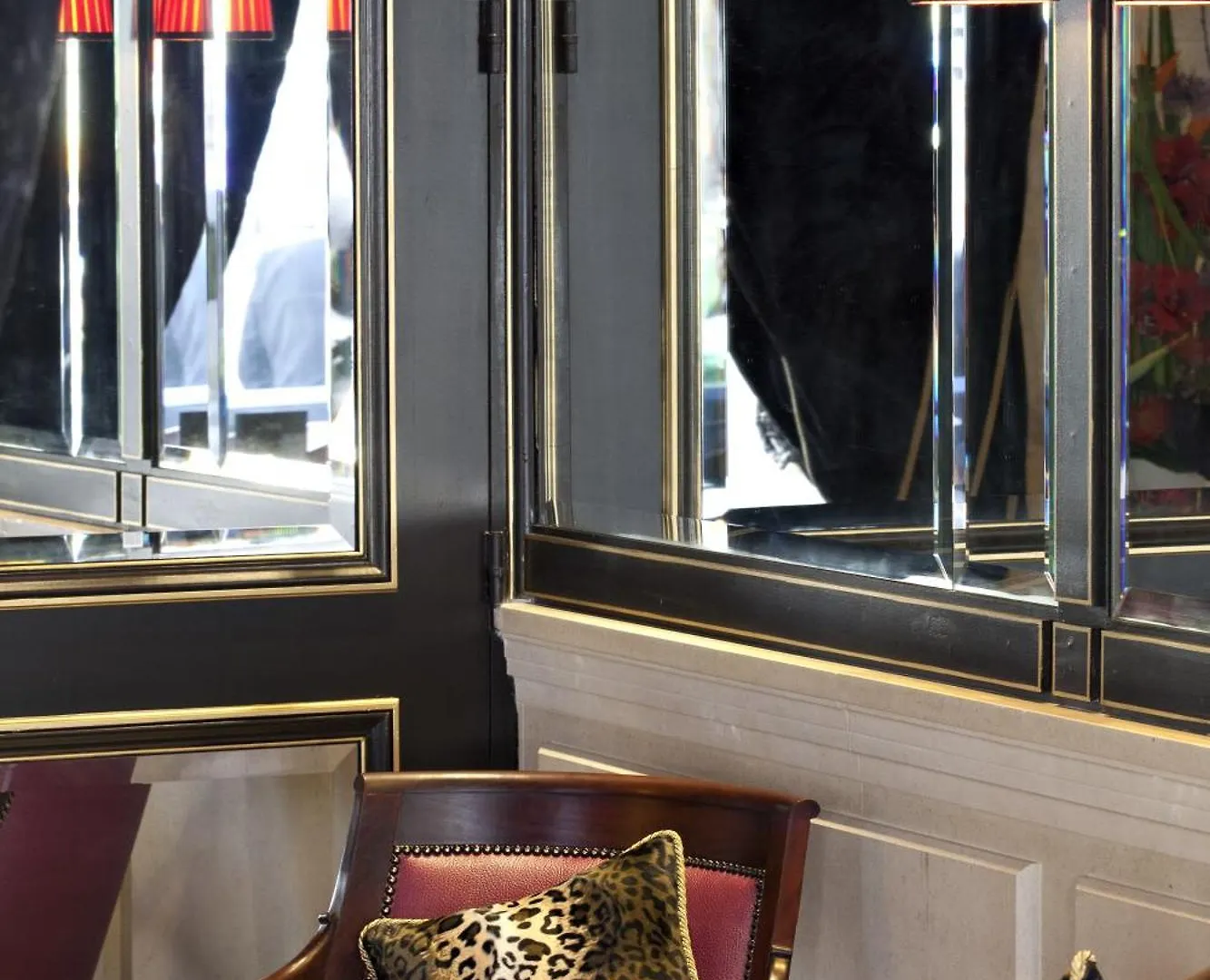 Maison Albar- Le Champs-Elysees Paris